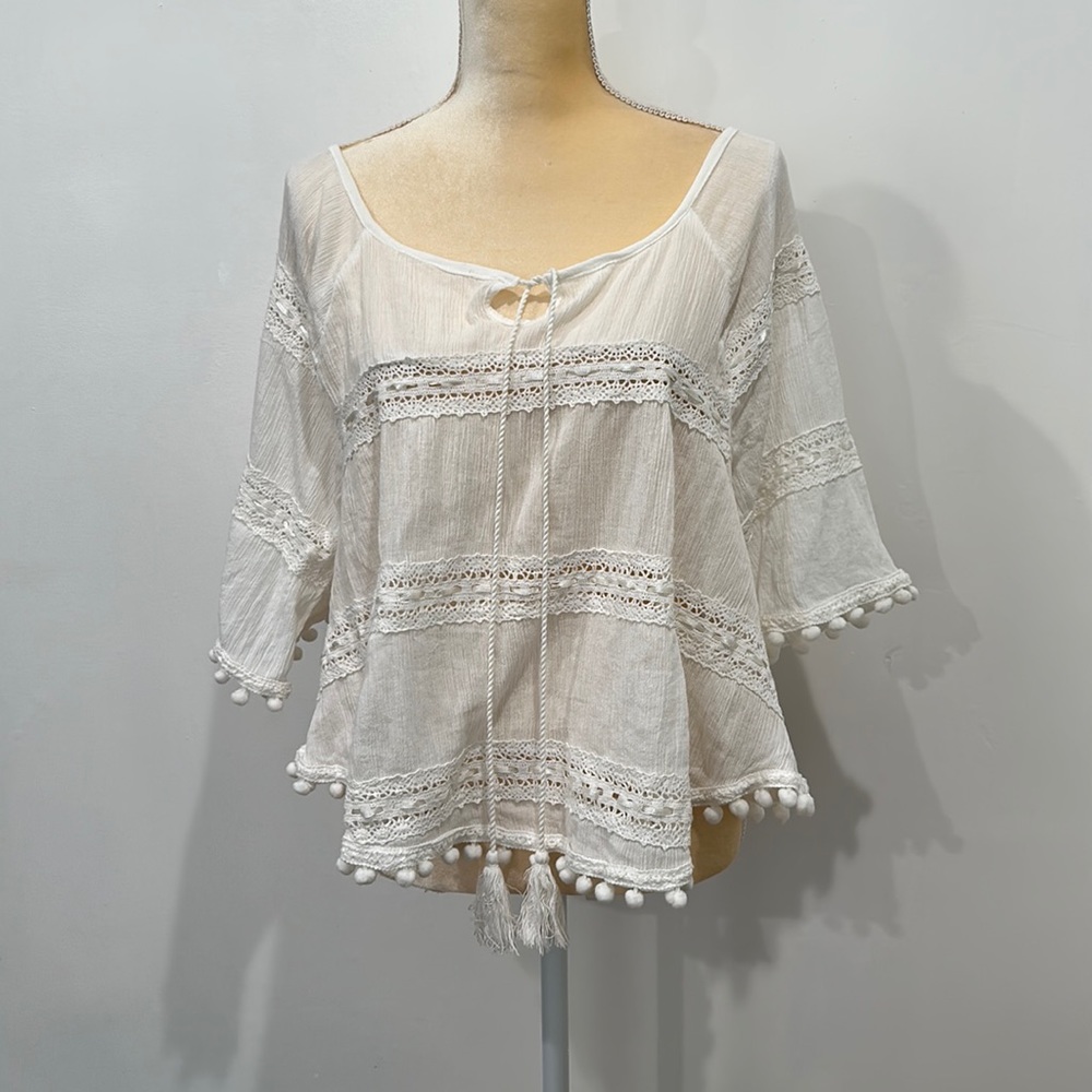 DEVI Pompom Top Size Small